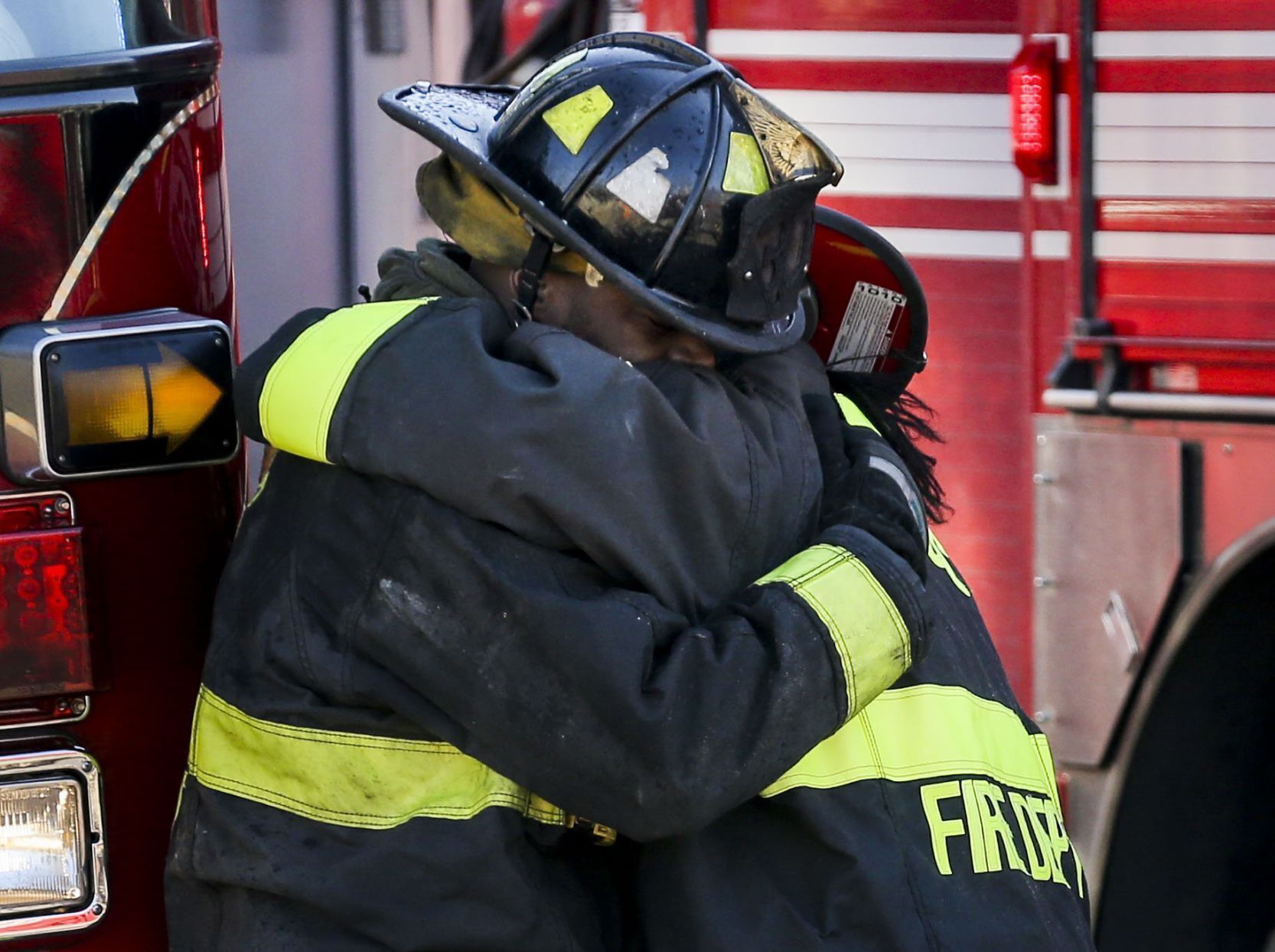 Firefighter killed in line of duty